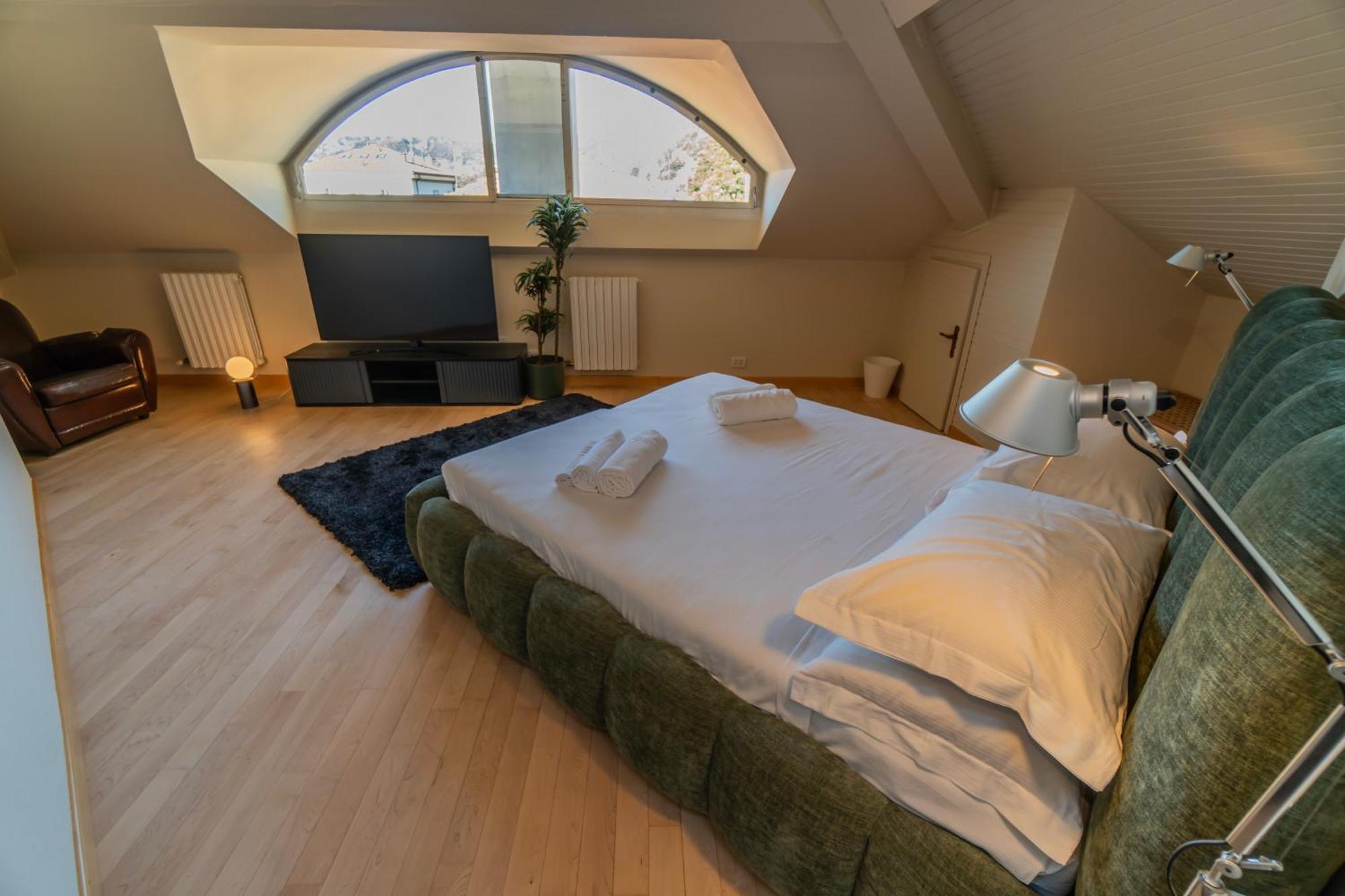 Casa Anzi Apartment โกโม ภายนอก รูปภาพ