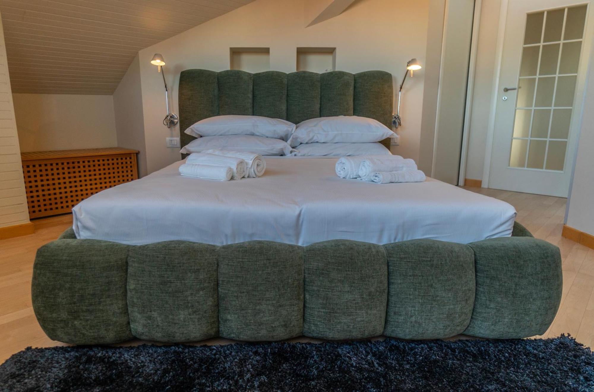 Casa Anzi Apartment โกโม ภายนอก รูปภาพ